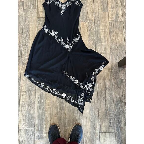 R&M Richards Women's Black Floral Embroidery Asymmetric sequinDress Size 14 - Picture 10 of 15
